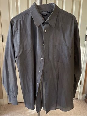 Croft & Barrow Men's Black and White Dress Shirt